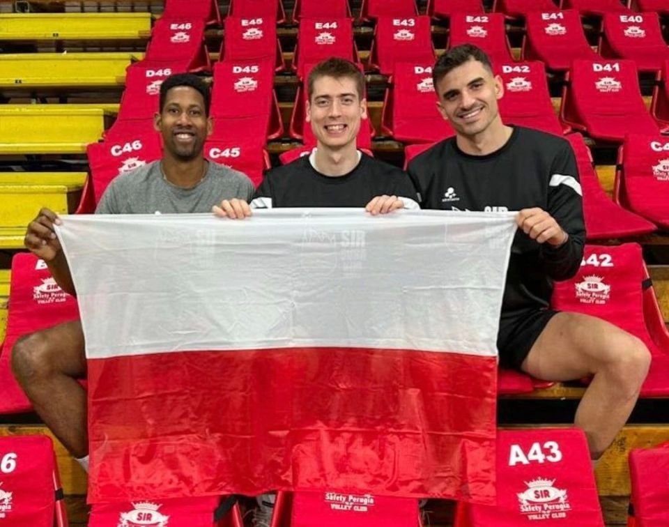 正在积极申, 的加盟将进