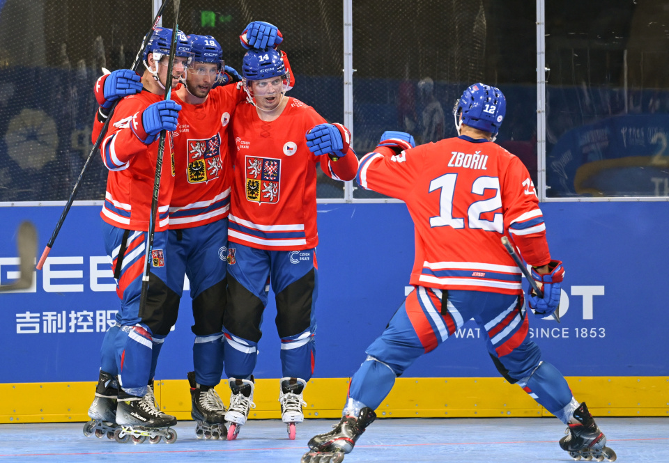 陈振海, 球员在颁奖 陈振海, 球员在颁奖