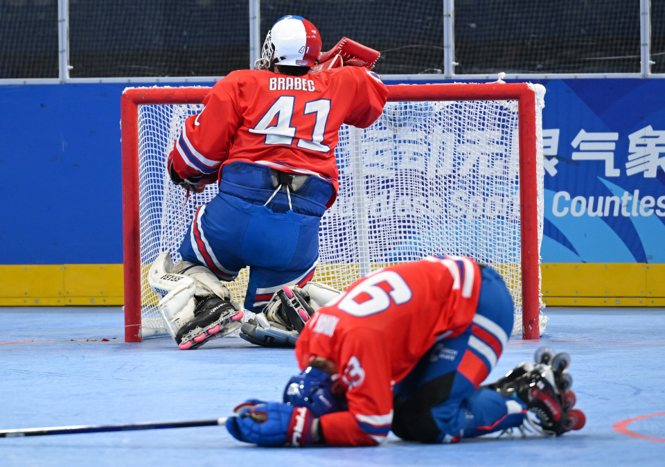 新华社记者, gg, OW 新华社记者, gg, OW