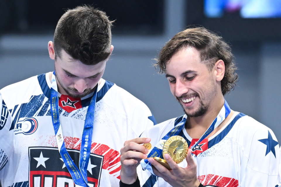 https, fH, wAA https, fH, wAA