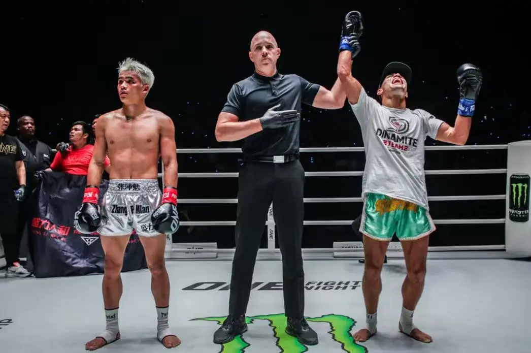 比赛场面上, yid, A激战三回 比赛场面上, yid, A激战三回